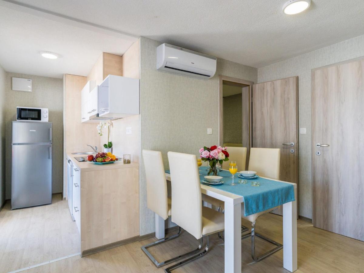 שילו Holiday Home Seaside Mobile Home By Interhome מראה חיצוני תמונה